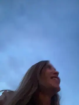 Snapshot of Etwas_neugierig chatting on March 11, 2025, 3:34 pm Etwas neugierig online show from March 11, 2025, 3:34 pm