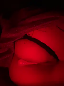 Snapshot of Etwas_neugierig chatting on March 2, 2025, 9:19 pm Etwas neugierig online show from March 2, 2025, 9:19 pm