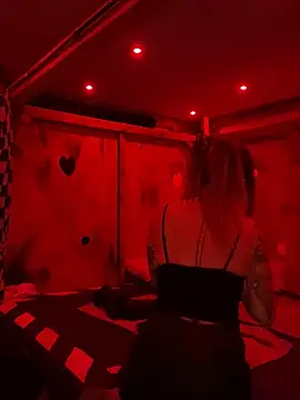 Snapshot of Etwas_neugierig chatting on October 23, 2025, 3:10 pm Etwas neugierig online show from October 23, 2025, 3:10 pm