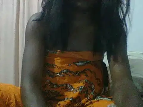 Snapshot of Hamie_sexy chatting on October 21, 2025, 8:30 pm Hamie sexy online show from October 21, 2025, 8:30 pm