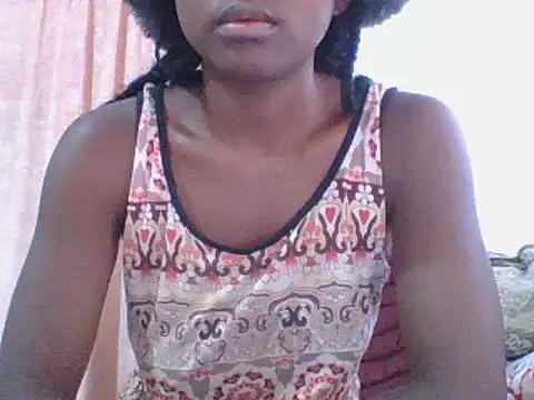 Snapshot of Hamie_sexy chatting on December 15, 2025, 11:49 am Hamie sexy online show from December 15, 2025, 11:49 am