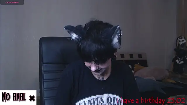 Snapshot of Dark__Elf chatting on February 2, 2025, 10:17 pm Dark Elf online show from February 2, 2025, 10:17 pm