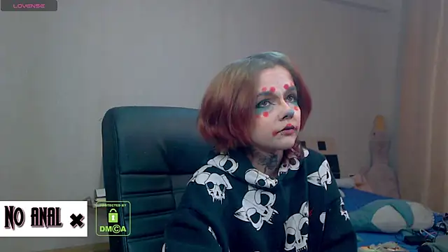 Snapshot of Dark__Elf chatting on November 16, 2025, 10:13 pm Dark Elf online show from November 16, 2025, 10:13 pm