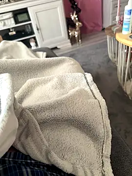 frechsein online show from December 1, 2025, 1:45 pm