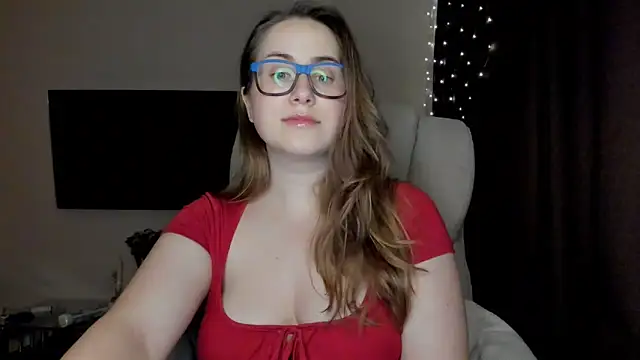 Snapshot of SeasonalSomeone chatting on October 23, 2025, 11:25 pm SeasonalSomeone online show from October 23, 2025, 11:25 pm