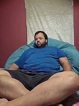 Snapshot of Strongbutgentle36 chatting on November 14, 2025, 6:06 am Strongbutgentle36 online show from November 14, 2025, 6:06 am