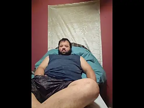 Snapshot of Strongbutgentle36 chatting on December 15, 2025, 5:57 am Strongbutgentle36 online show from December 15, 2025, 5:57 am