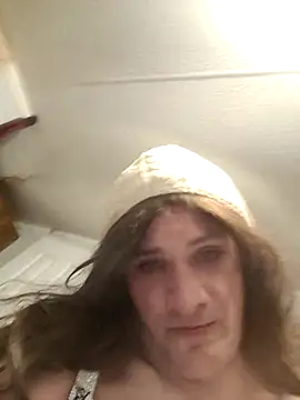 MaddyC6992 online show from February 1, 2026, 1:04 am