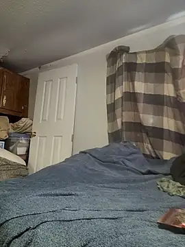 MaddyC6992 online show from April 18, 2026, 8:53 pm