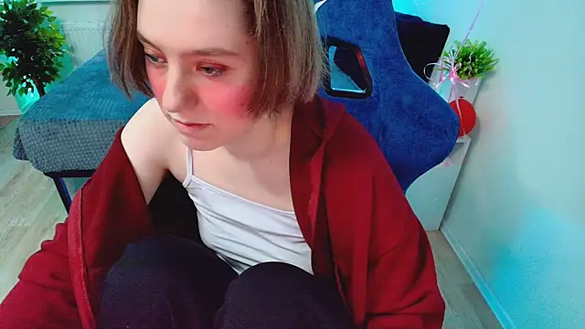 CranberryHot online show from October 28, 2025, 12:48 pm