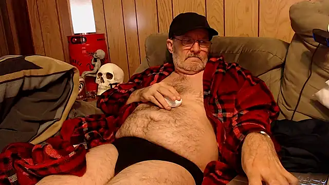 Snapshot of snickers1 chatting on November 10, 2025, 4:39 am snickers1 online show from November 10, 2025, 4:39 am