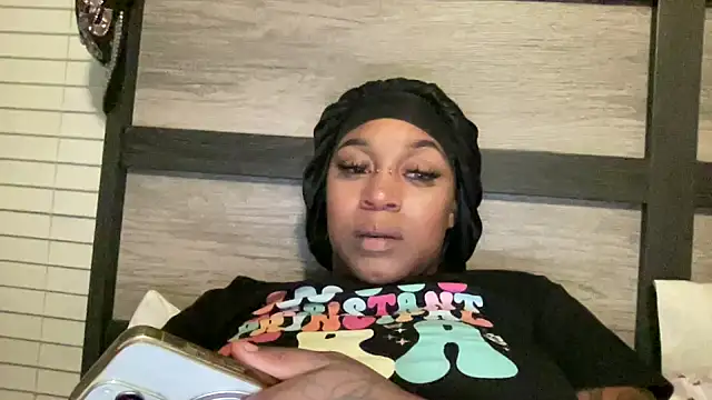 Snapshot of Creamesensation chatting on October 25, 2025, 6:45 am Creamesensation online show from October 25, 2025, 6:45 am