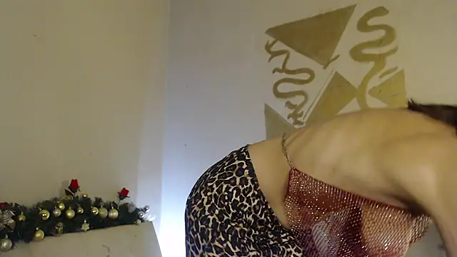 DIOSAHONEY online show from December 22, 2025, 1:17 am