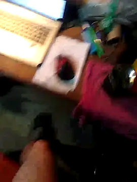 Alvaro2017 online show from November 13, 2025, 5:00 am