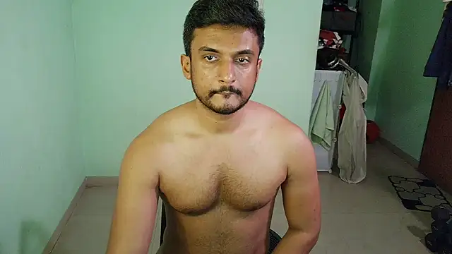 daringcutie online show from April 4, 2026, 6:03 pm