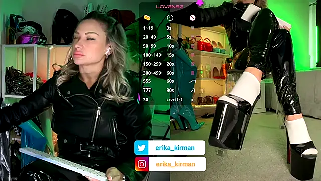 Snapshot of Erika_Kirman chatting on December 14, 2025, 11:05 am Erika Kirman online show from December 14, 2025, 11:05 am