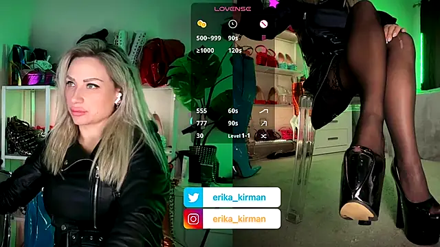 Snapshot of Erika_Kirman chatting on December 4, 2025, 10:47 am Erika Kirman online show from December 4, 2025, 10:47 am