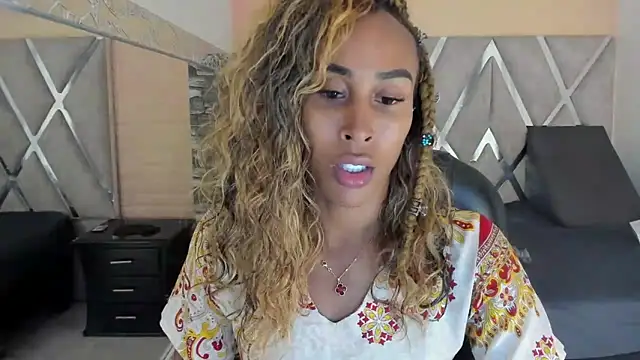 CarameloCeron online show from February 19, 2025, 6:10 pm