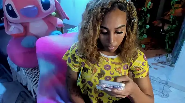 CarameloCeron online show from January 28, 2025, 3:14 pm