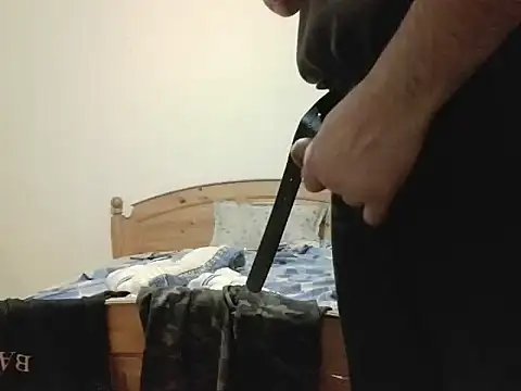 Snapshot of ZDRAVKICH chatting on February 9, 2026, 7:56 pm ZDRAVKICH online show from February 9, 2026, 7:56 pm