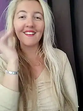 Mllesha74000 online show from October 2, 2025, 1:36 pm