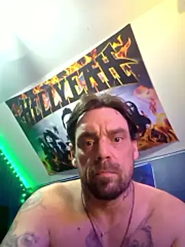 Snapshot of canadacockinme chatting on April 5, 2026, 11:22 pm canadacockinme online show from April 5, 2026, 11:22 pm