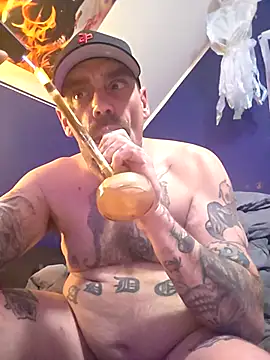 Snapshot of canadacockinme chatting on November 24, 2025, 8:25 am canadacockinme online show from November 24, 2025, 8:25 am