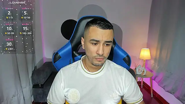 Snapshot of Nick_Moca chatting on January 11, 2025, 9:36 pm Nick Moca online show from January 11, 2025, 9:36 pm