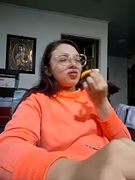 Snapshot of linda-schmidt chatting on November 9, 2025, 10:25 pm linda-schmidt online show from November 9, 2025, 10:25 pm