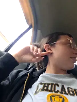 linda-schmidt online show from April 12, 2026, 5:49 pm