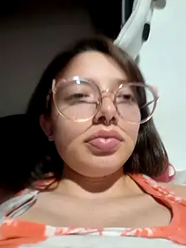 Snapshot of linda-schmidt chatting on November 15, 2025, 2:59 am linda-schmidt online show from November 15, 2025, 2:59 am