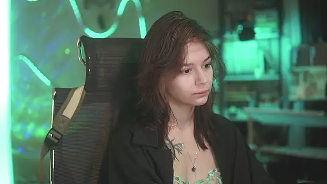 alyssa sweet online show from March 4, 2026, 5:04 am