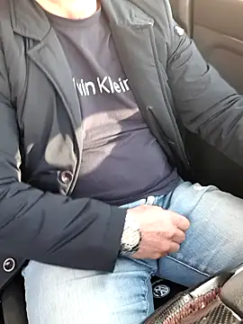 giorgio481510 online show from January 12, 2026, 9:38 am