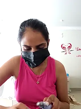 DirtySnowball69 online show from February 25, 2025, 1:32 pm