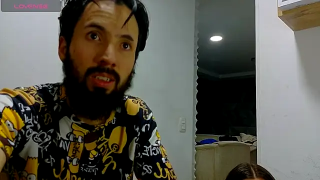 jerryandjessica online show from April 16, 2026, 2:45 am