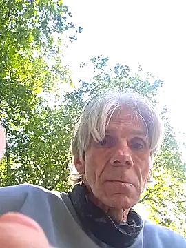 Snapshot of InMeinenMund chatting on July 1, 2026, 10:15 am InMeinenMund online show from July 1, 2026, 10:15 am