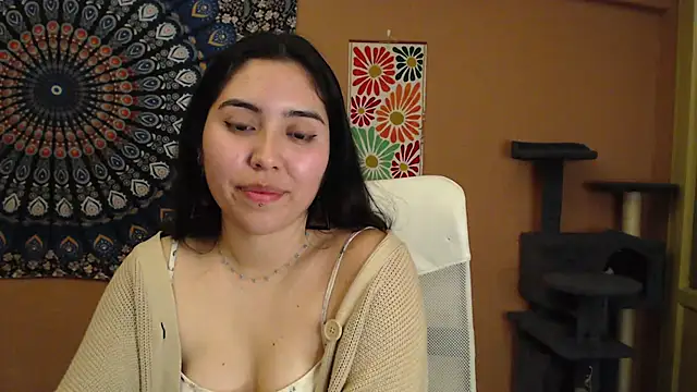 IntimateTales online show from January 22, 2025, 7:56 pm