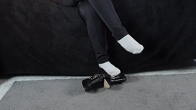 Snapshot of _Jade_16 chatting on December 15, 2025, 11:49 am Jade 16 online show from December 15, 2025, 11:49 am