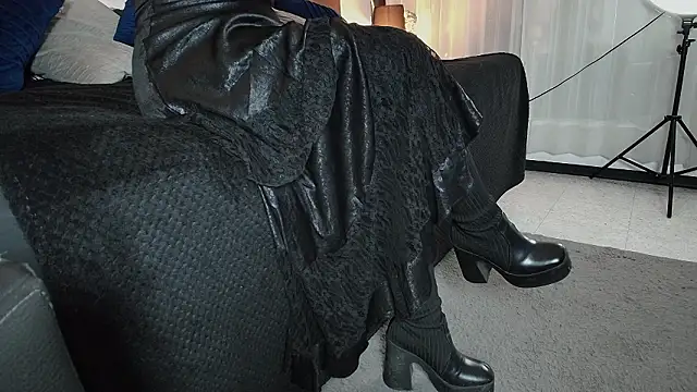  Jade 16 online show from February 25, 2026, 11:32 am