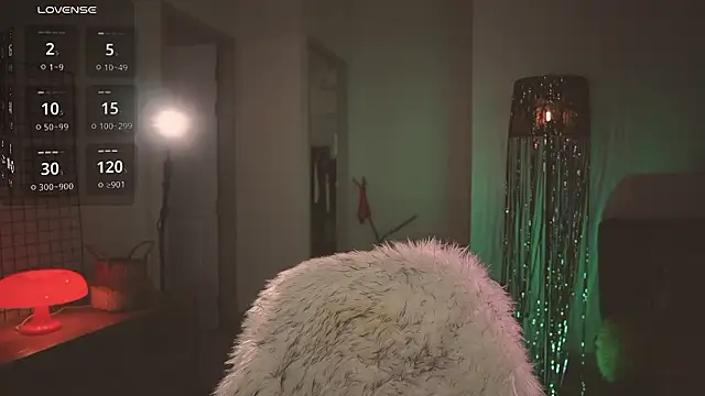 lanabosch online show from February 15, 2026, 2:56 am