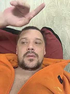 Snapshot of DanielOhCool chatting on September 14, 2025, 7:58 pm DanielOhCool online show from September 14, 2025, 7:58 pm