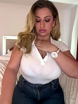 Snapshot of miamellycious chatting on September 25, 2025, 2:12 pm miamellycious online show from September 25, 2025, 2:12 pm