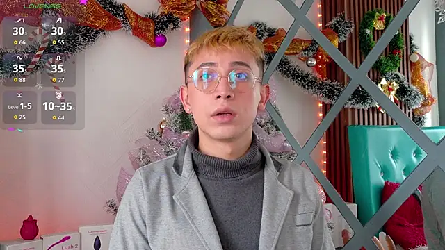 Snapshot of Chris_Bennett chatting on December 5, 2025, 1:43 pm Chris Bennett online show from December 5, 2025, 1:43 pm