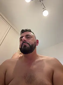 ChiIul11 online show from March 19, 2026, 11:05 pm