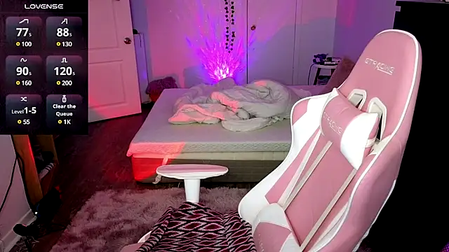 Snapshot of queenxlexy chatting on January 22, 2025, 7:13 pm queenxlexy online show from January 22, 2025, 7:13 pm