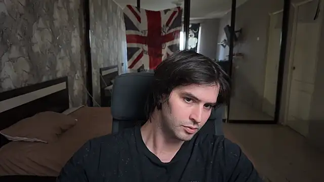 Snapshot of keanu_reevez chatting on October 7, 2025, 10:16 am keanu reevez online show from October 7, 2025, 10:16 am