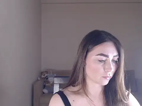 marishaarimova online show from November 11, 2025, 8:03 pm