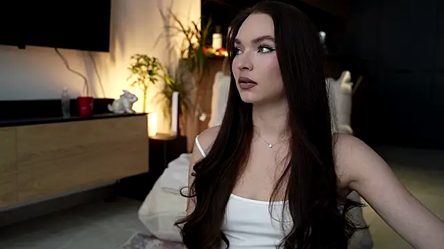 Snapshot of ibiddi chatting on November 17, 2025, 10:52 am ibiddi online show from November 17, 2025, 10:52 am