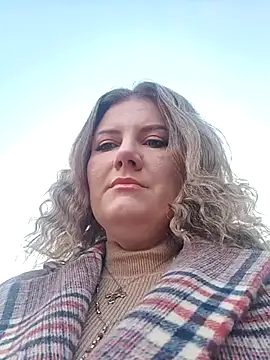 Snapshot of LizaCakes chatting on March 14, 2025, 3:25 pm LizaCakes online show from March 14, 2025, 3:25 pm