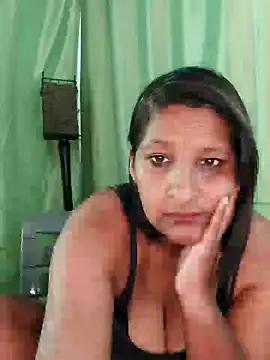 Snapshot of Lilybanx chatting on December 8, 2024, 7:05 am Lilybanx online show from December 8, 2024, 7:05 am